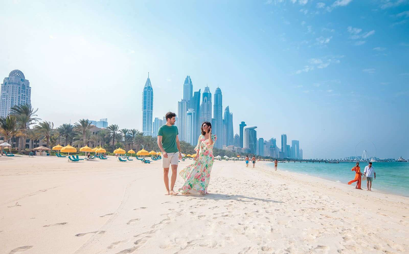 Dubai & Abu Dhabi for 4 Days
