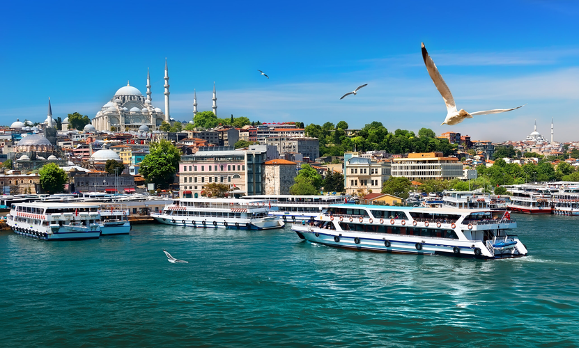 Explora El Cairo e Estambul