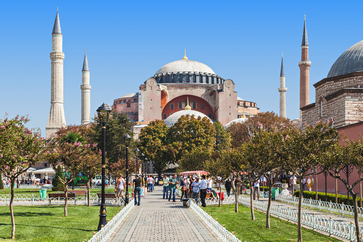 İstanbul & Çanakkale & Troya & Pergamon & Pamukkale & Efes & Kapadokya Turu