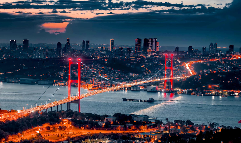Explora El Cairo y Estambul