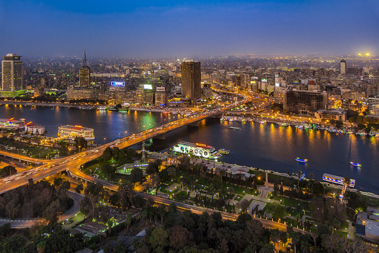 Explora El Cairo e Estambul